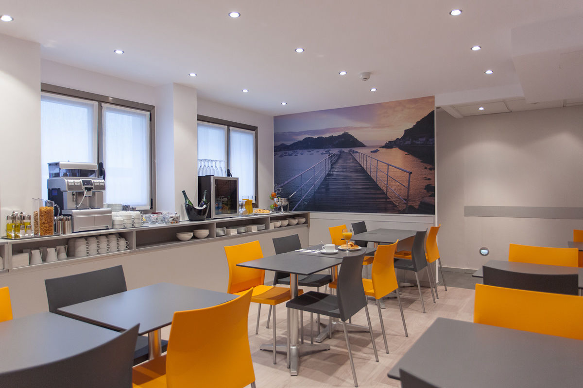 Hotel & Suites Arrizul Gros San Sebastián Restaurante foto